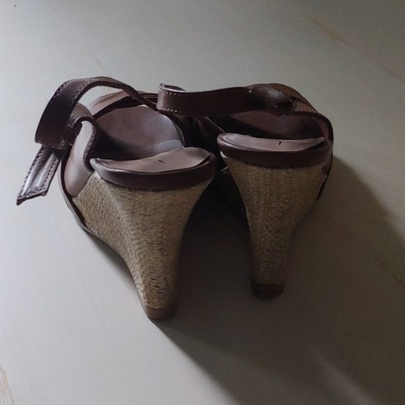 Spring Leather Wedges - Picture 3 of 4